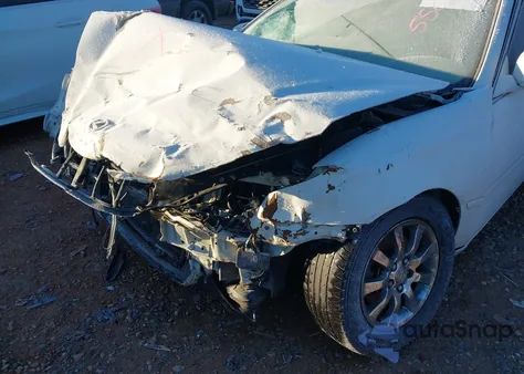 2002 Lexus Es 300 из США, поврежденный, VIN JTHBF30G620085501